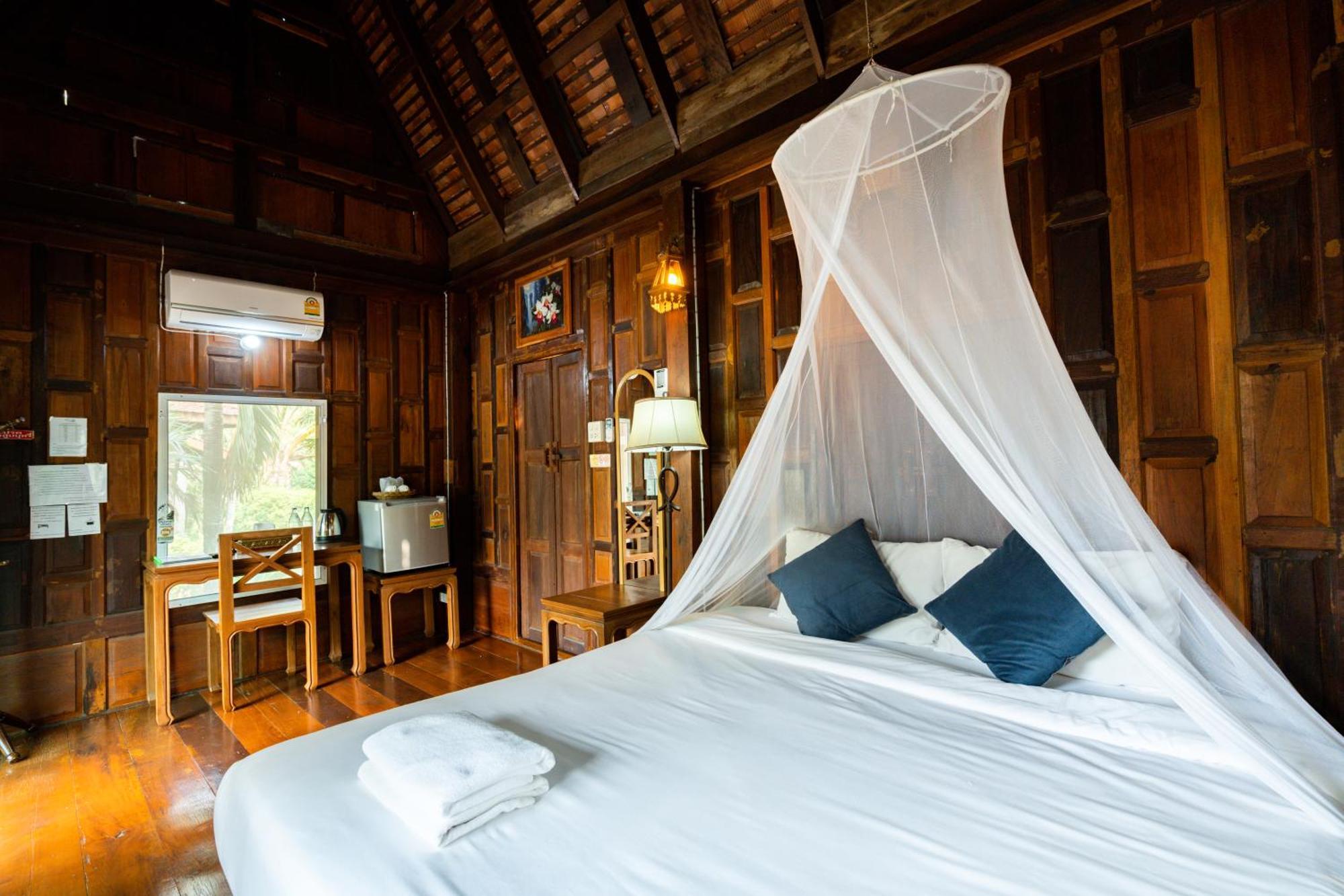 Lamphurai Riverside Resort And Spa Τρατ Εξωτερικό φωτογραφία